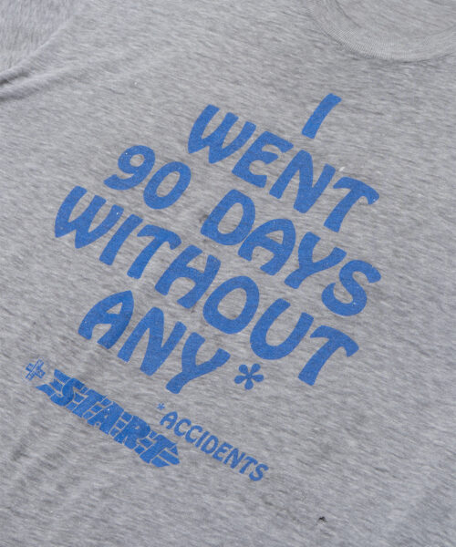 Alternative view of vintage-90-days-without-any-tee