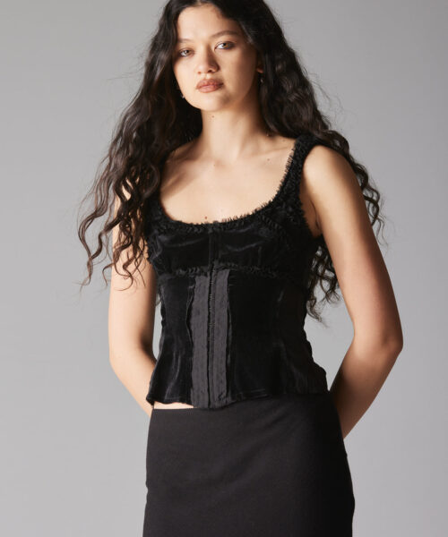 Alternative view of lili-top