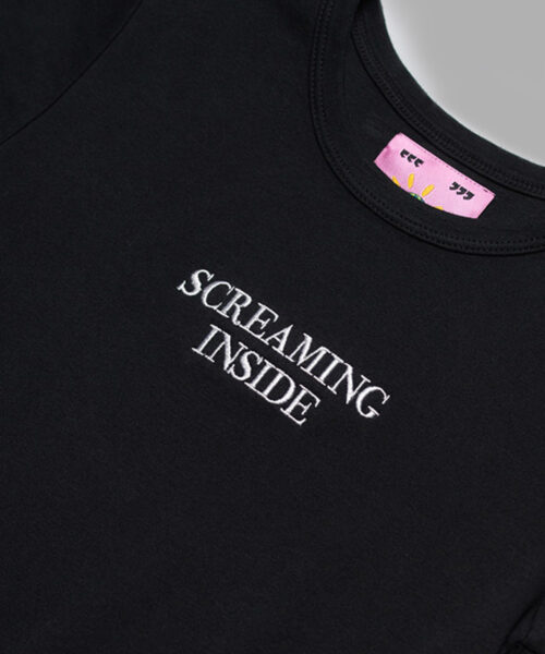 Alternative view of screaming-inside-baby-tee