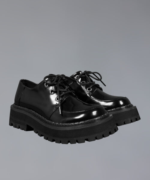 Alternative view of collins-shoe