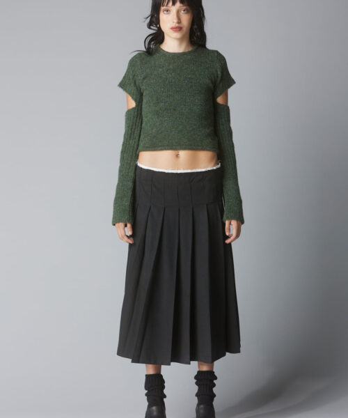 Alternative view of cye-sweater