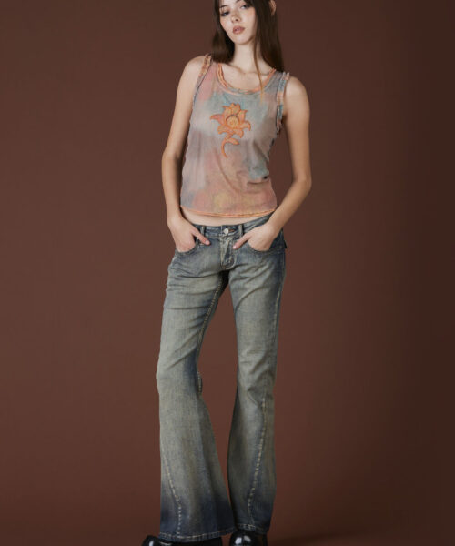 Alternative view of lotus-tank