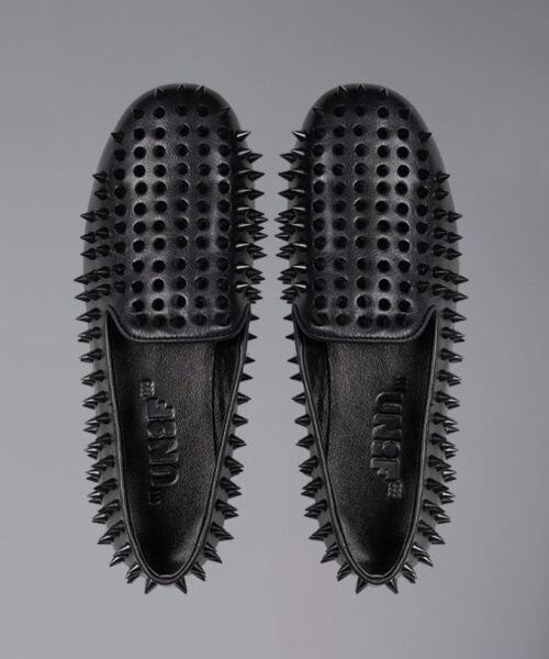 Alternative view of Hellraisers