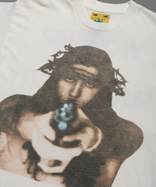 Alternative view of worship-tee