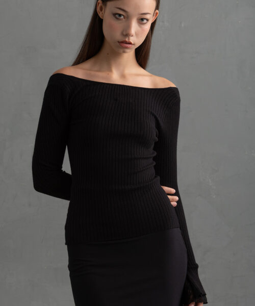 Alternative view of Maude Top