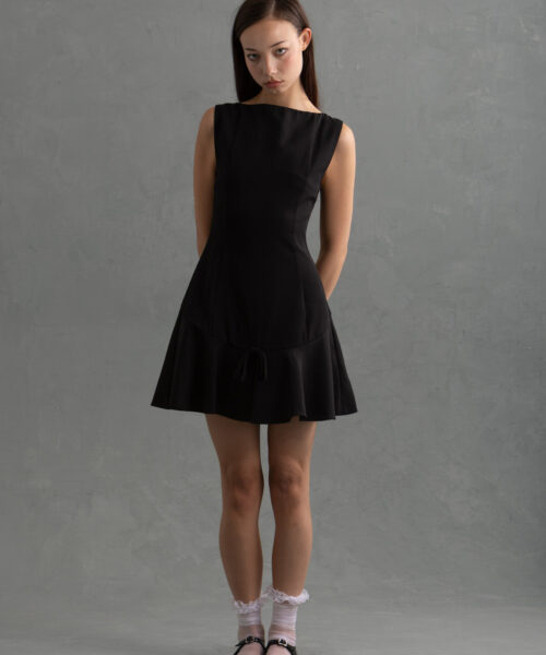 Alternative view of odin-dress